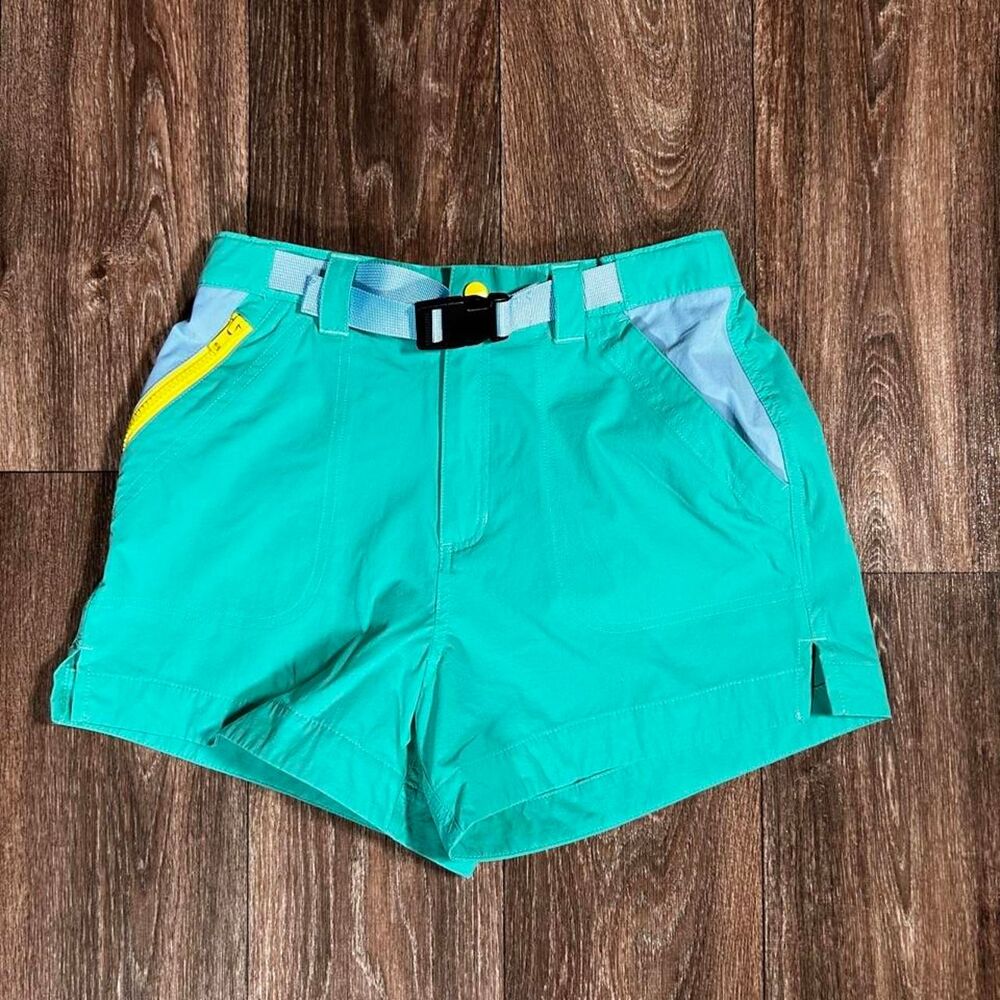 Burro Outdoor Shorts 🩵💛